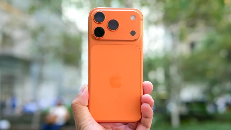 Apple iPhone 17 Pro Max — мнение экспертов на Обзор Хаб