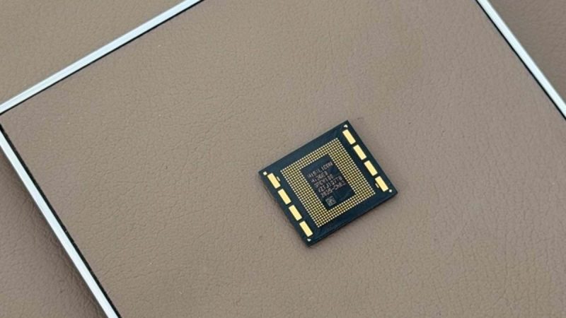 Huawei впервые показала реальный дизайн процессора Kirin 9050 Pro